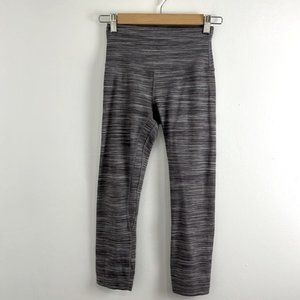 Lululemon Wunder Under PURPLE WHITE Crop III